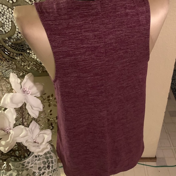 Lucy tank top with shear panel small - Picture 2 of 2